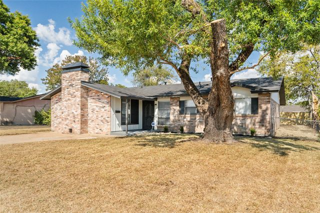 625 Seaside Drive, Dallas, TX 75232