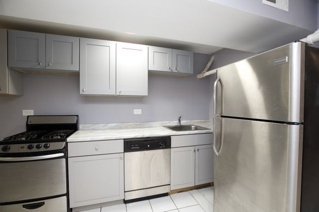 4400 N RACINE Avenue GARDEN, Chicago, IL 60640