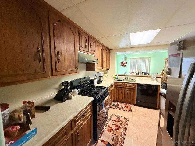 350 S S Muriel Dr, Barstow, CA 92311