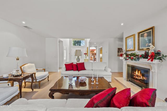 4240 Reyes Drive, Los Angeles, CA 91356