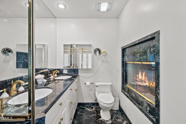 4240 Reyes Drive, Los Angeles, CA 91356