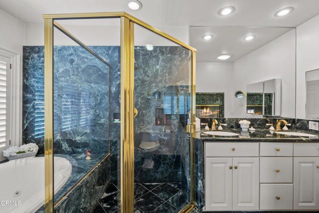 4240 Reyes Drive, Los Angeles, CA 91356