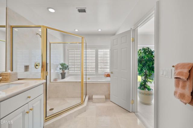 4240 Reyes Drive, Los Angeles, CA 91356