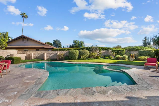 4240 Reyes Drive, Los Angeles, CA 91356