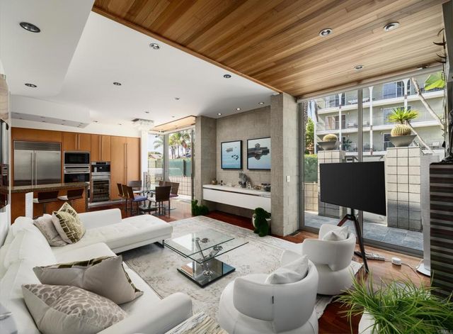 342 Playa Del Sur, La Jolla, CA 92037