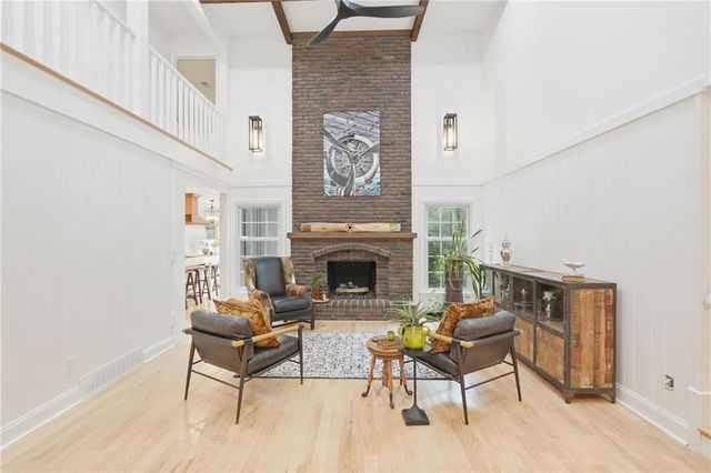 12000 Aberdeen Street, Leawood, KS 66209