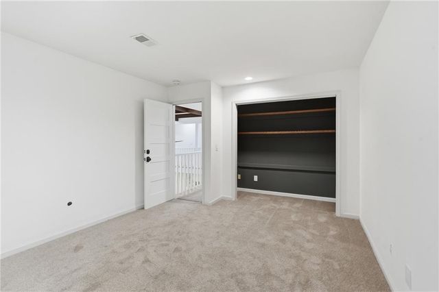 12000 Aberdeen Street, Leawood, KS 66209