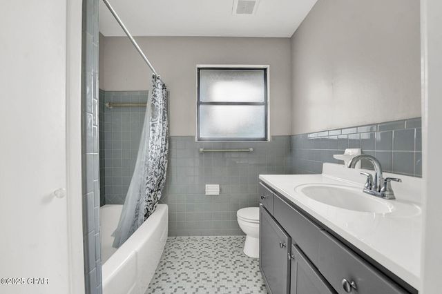 21 3rd Court, Panama City, FL 32404