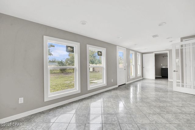 21 3rd Court, Panama City, FL 32404