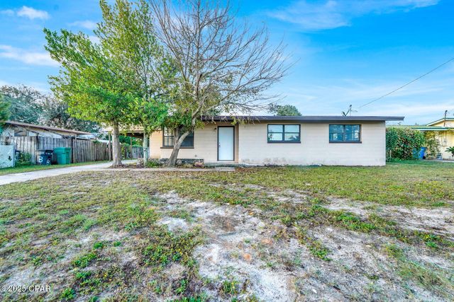 21 3rd Court, Panama City, FL 32404