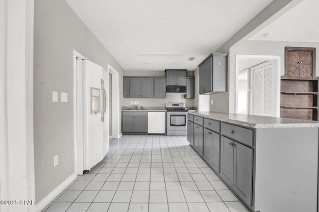 21 3rd Court, Panama City, FL 32404