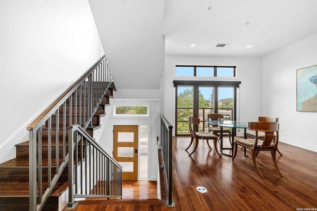 318 W Grayson St Unit 404, San Antonio, TX 78212