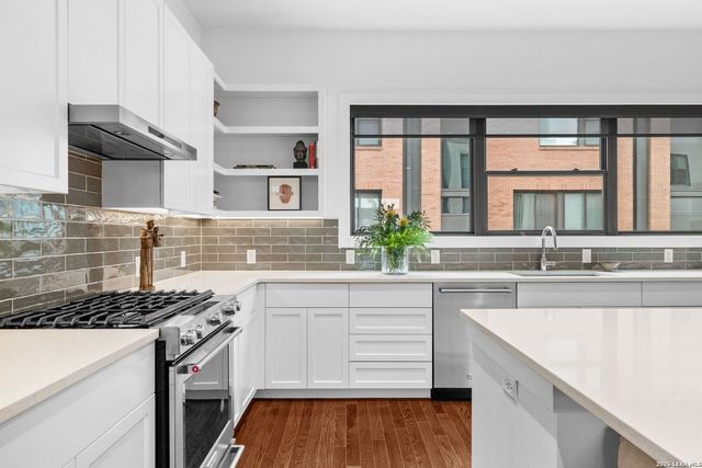 318 W Grayson St Unit 404, San Antonio, TX 78212