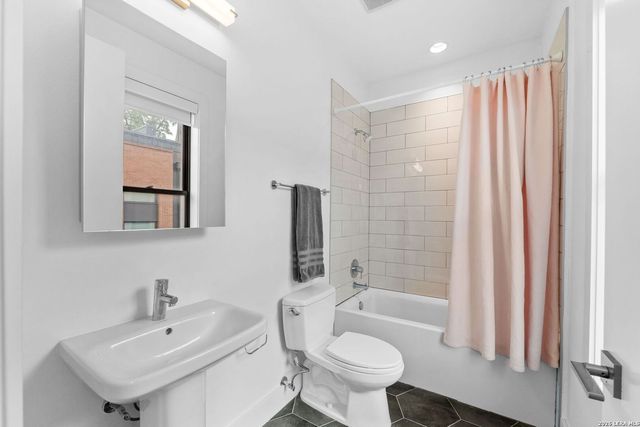 318 W Grayson St Unit 404, San Antonio, TX 78212