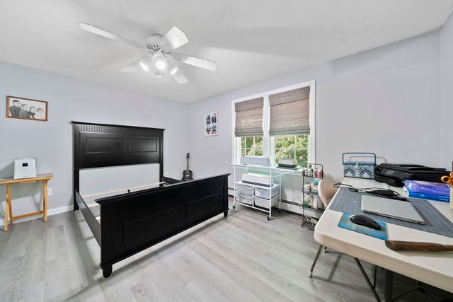 11 Leonard St, Carver, MA 02330
