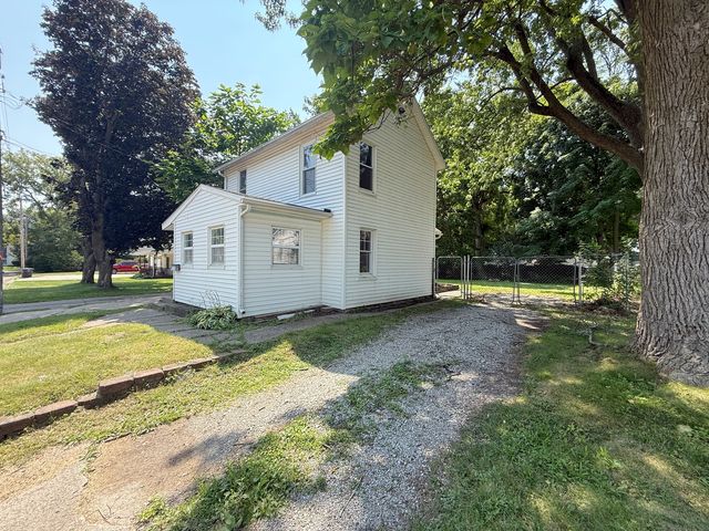 1718 19th Avenue, Rock Island, IL 61201