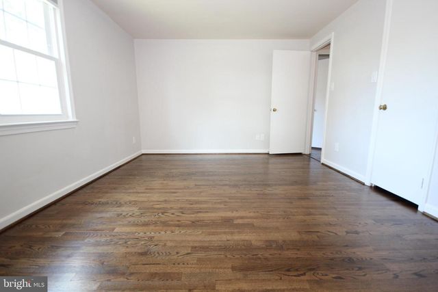 9536 WHETSTONE DR, Montgomery Village, MD 20886
