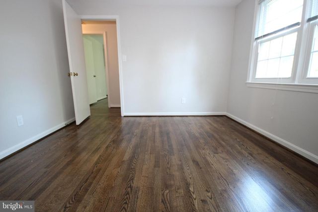 9536 WHETSTONE DR, Montgomery Village, MD 20886