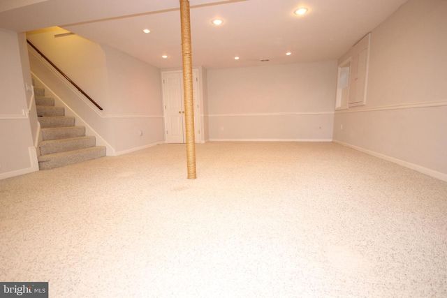 9536 WHETSTONE DR, Montgomery Village, MD 20886