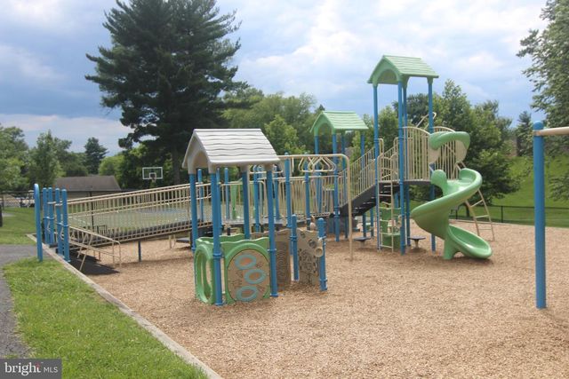 9536 WHETSTONE DR, Montgomery Village, MD 20886