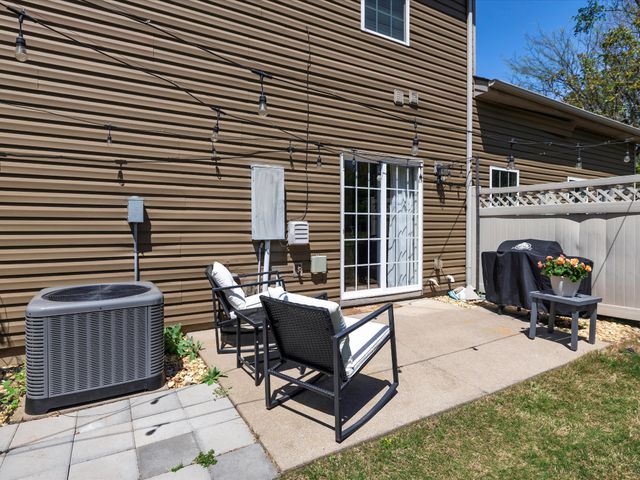 1320 Crown Point Pl, Nashville, TN 37211