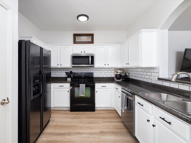 1320 Crown Point Pl, Nashville, TN 37211