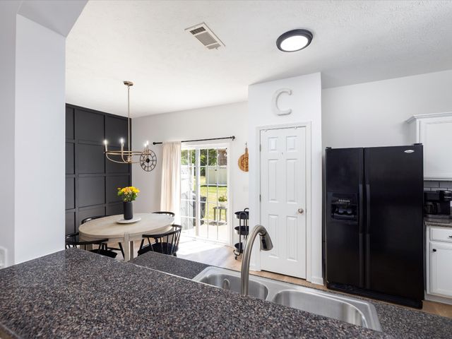 1320 Crown Point Pl, Nashville, TN 37211