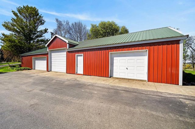 2273 Sugar River Road, Verona, WI 53593