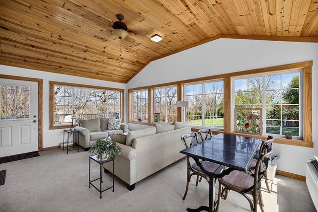 2273 Sugar River Road, Verona, WI 53593