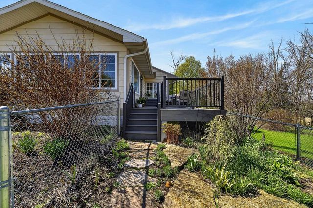 2273 Sugar River Road, Verona, WI 53593