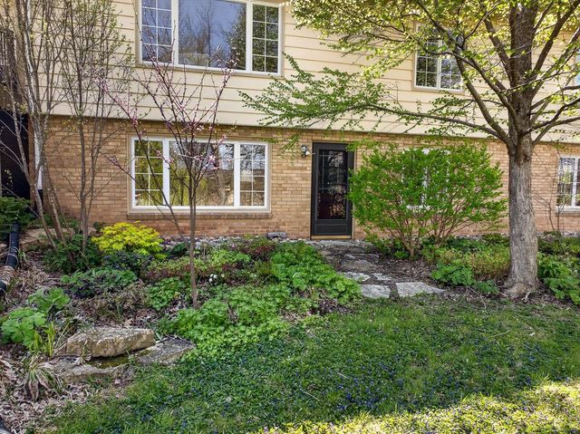 2273 Sugar River Road, Verona, WI 53593
