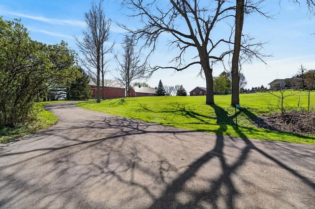 2273 Sugar River Road, Verona, WI 53593