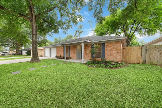 5023 Monteith Drive, Spring, TX 77373