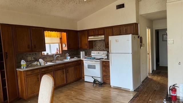 566 Governor Wood Drive, Point Blank, TX 77364