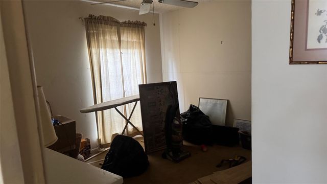 566 Governor Wood Drive, Point Blank, TX 77364