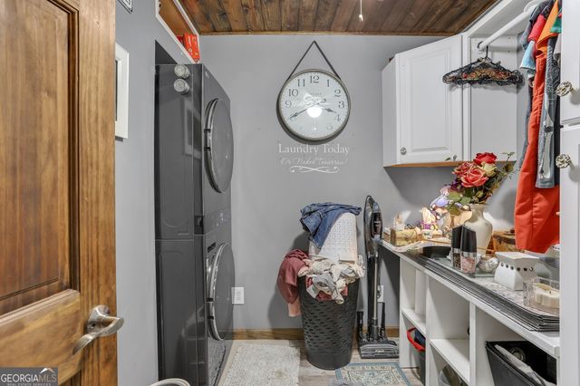 429 Red Oak Court, Monroe, GA 30655