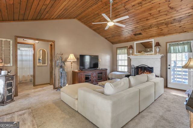 429 Red Oak Court, Monroe, GA 30655