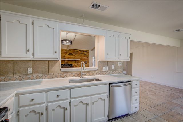 209 Myndi Circle, Sulphur Springs, TX 75482