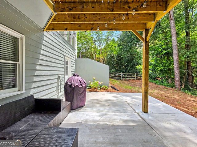 1345 Bentwater Drive, Acworth, GA 30101