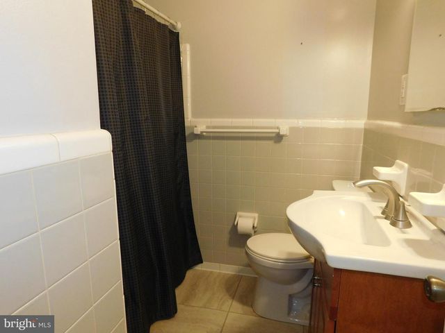 8428 AUBREY DR, Manassas, VA 20111