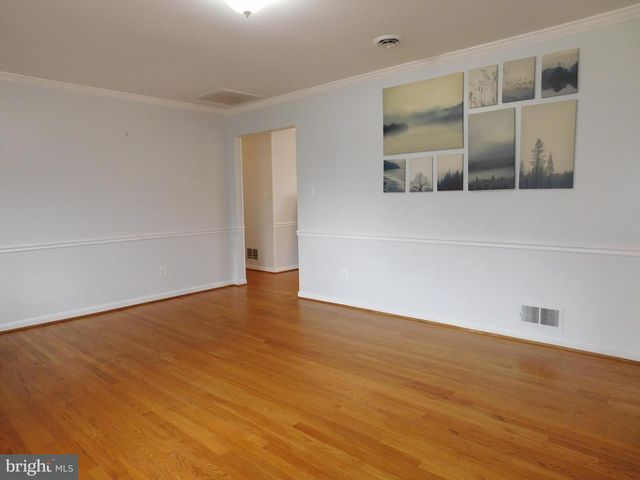 8428 AUBREY DR, Manassas, VA 20111