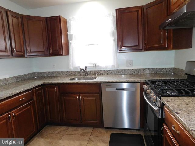 8428 AUBREY DR, Manassas, VA 20111