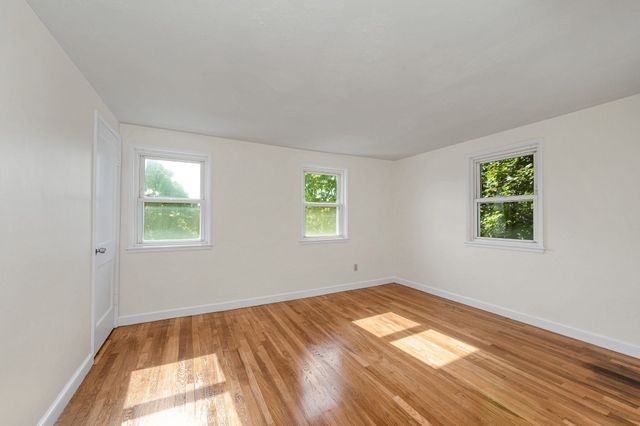 15 Regent Rd, Malden, MA 02148