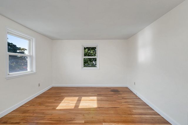 15 Regent Rd, Malden, MA 02148