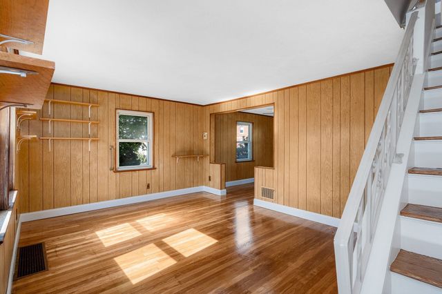 15 Regent Rd, Malden, MA 02148