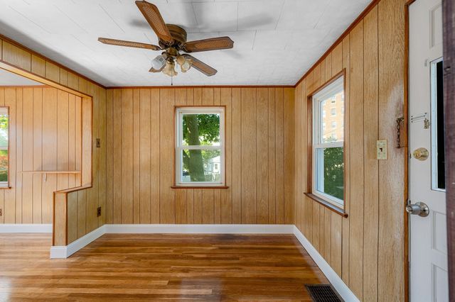 15 Regent Rd, Malden, MA 02148