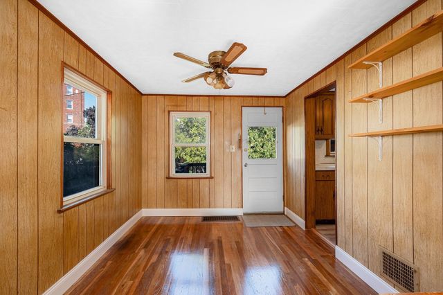 15 Regent Rd, Malden, MA 02148