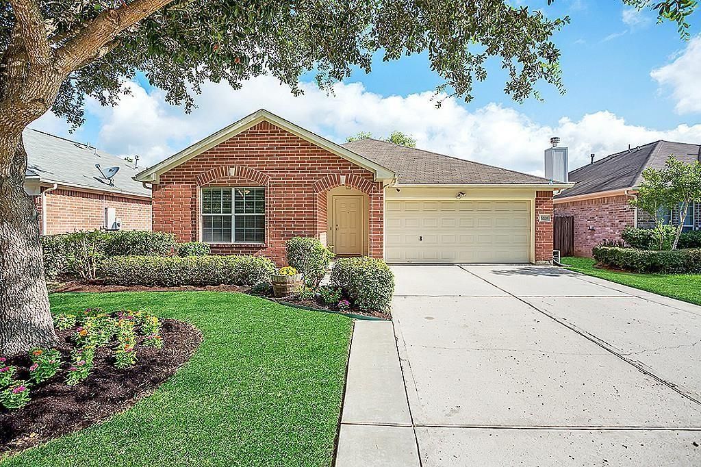 32126 Annice Lane, Pinehurst, TX 77362