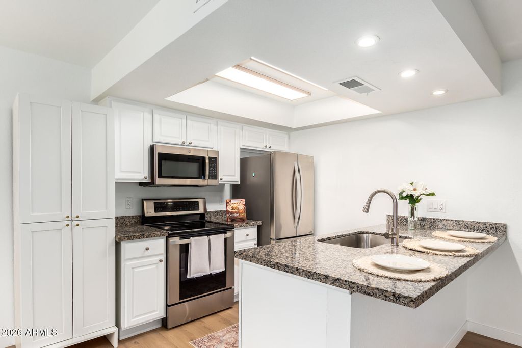 Image 10 of property listing at 1224 N 85TH Place, Scottsdale, AZ 85257