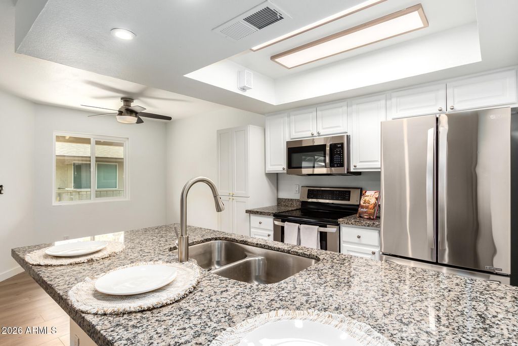 Image 11 of property listing at 1224 N 85TH Place, Scottsdale, AZ 85257